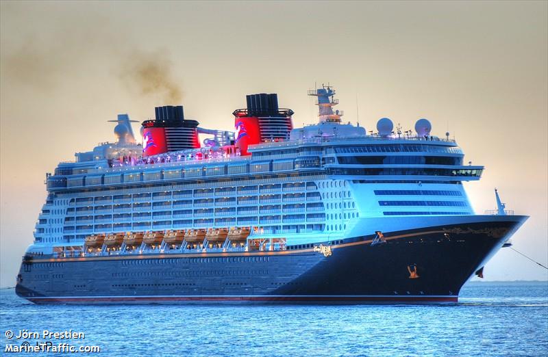 disney dream (Passenger (Cruise) Ship) - IMO 9434254, MMSI 311042900, Call Sign C6YR6 under the flag of Bahamas