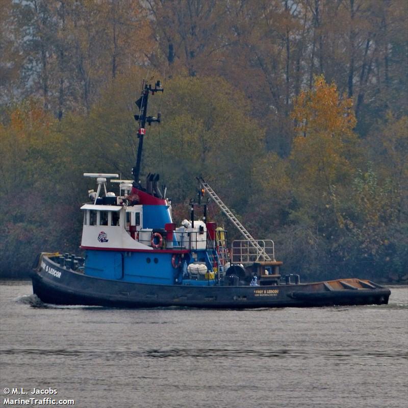 leroy s ledcor (Tug) - IMO , MMSI 316005496, Call Sign CY8295 under the flag of Canada