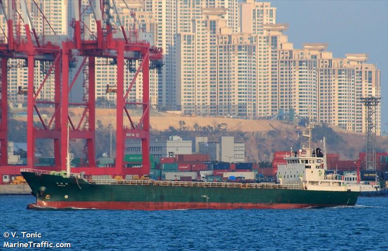shizka (General Cargo Ship) - IMO 9084011, MMSI 441613000, Call Sign DSQL2 under the flag of Korea