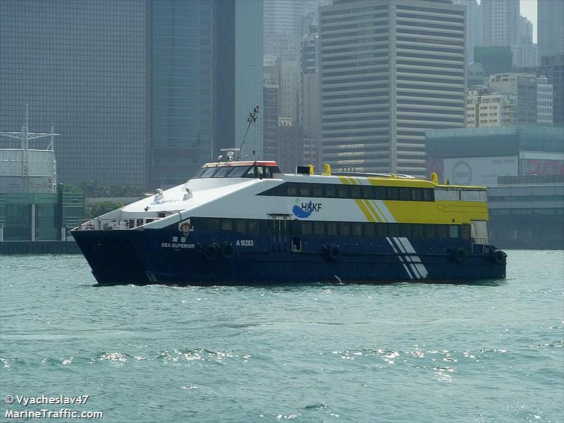 sea superior (HSC) - IMO , MMSI 477995075, Call Sign VRS4327 under the flag of Hong Kong