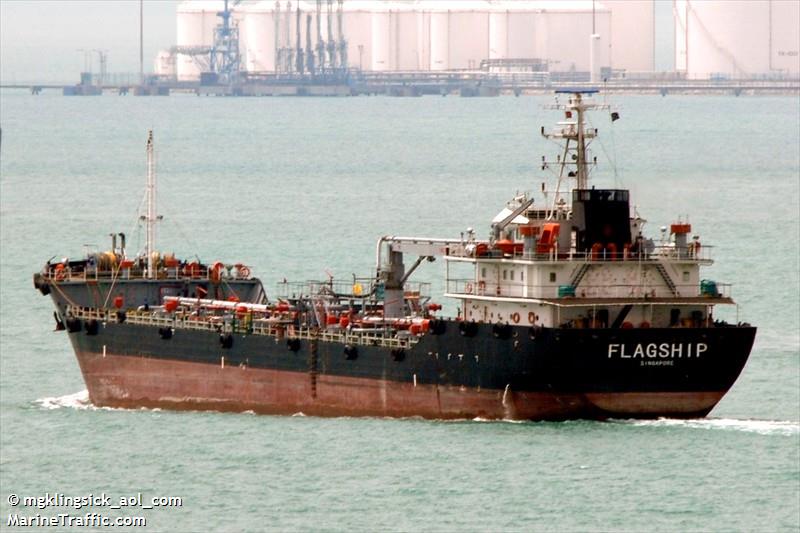 flagship (Oil Products Tanker) - IMO 9515424, MMSI 563038000, Call Sign 9VME2 under the flag of Singapore
