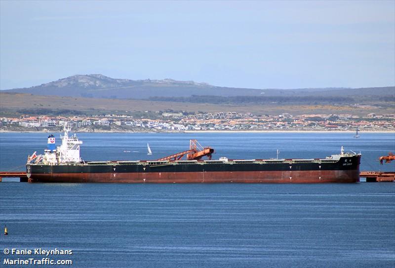 cape europe (Bulk Carrier) - IMO 9654799, MMSI 564318000, Call Sign 9V2427 under the flag of Singapore