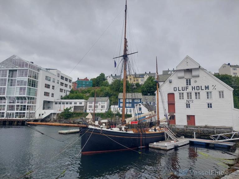 storeggen av aalesun (Sailing vessel) - IMO , MMSI 257030730, Call Sign LXAF under the flag of Norway