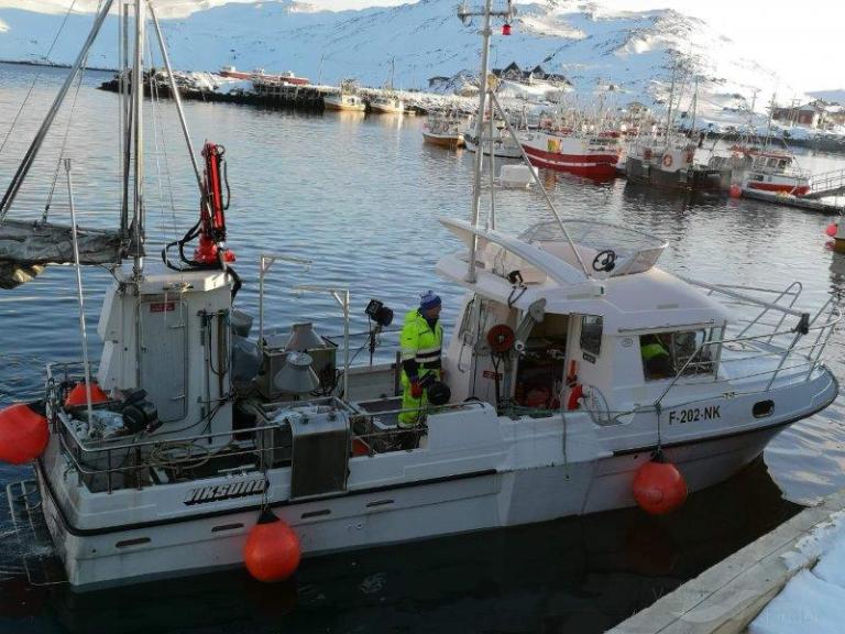 fv crystal (Fishing vessel) - IMO , MMSI 257426700, Call Sign LK8328 under the flag of Norway