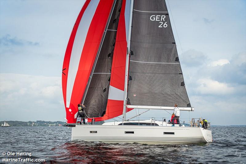 x 4.0 (Pleasure craft) - IMO , MMSI 211414750, Call Sign DH8096 under the flag of Germany
