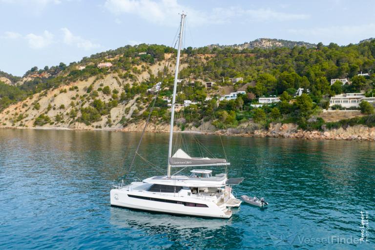 atumavu (Pleasure craft) - IMO , MMSI 228035680, Call Sign FAH6020 under the flag of France