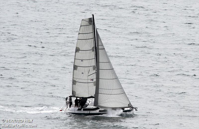 firefly (Sailing vessel) - IMO , MMSI 232020551, Call Sign MESC5 under the flag of United Kingdom (UK)