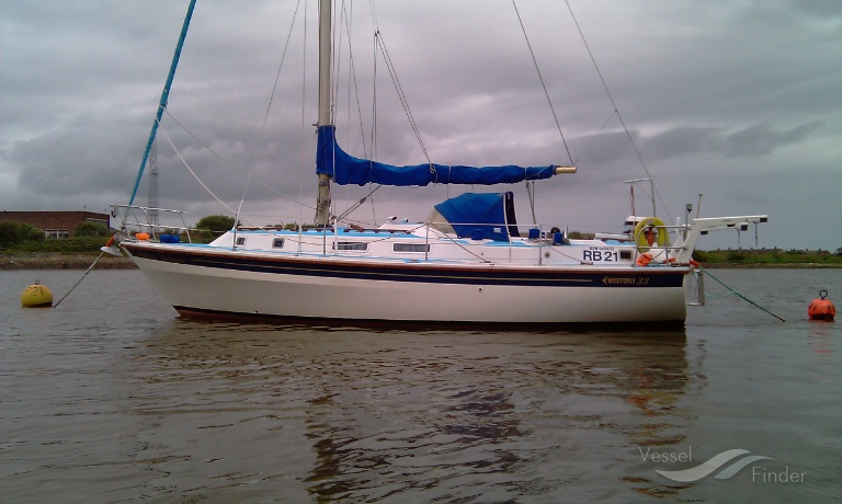 forever autumn (Sailing vessel) - IMO , MMSI 235093611, Call Sign 2FRJ7 under the flag of United Kingdom (UK)