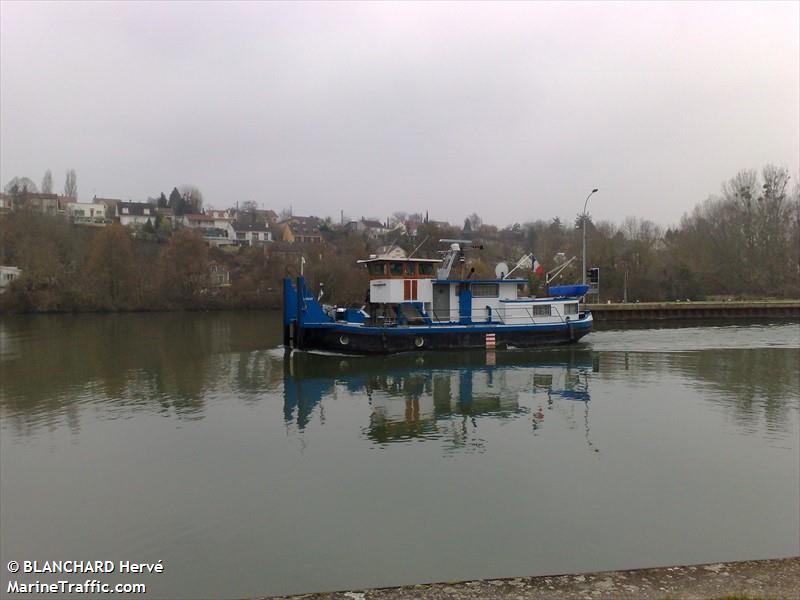 onyx (Cargo ship) - IMO , MMSI 226009590, Call Sign FM6379 under the flag of France