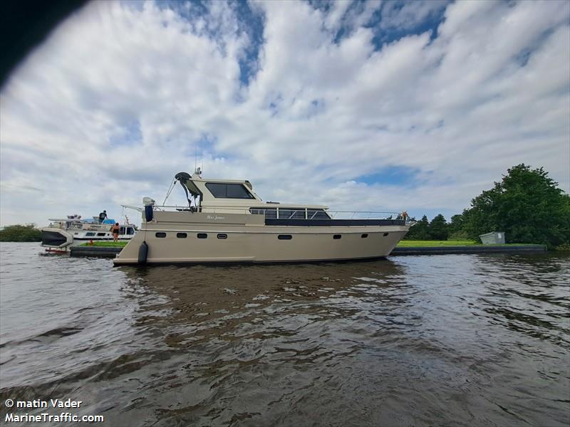 mrs jones. (Pleasure craft) - IMO , MMSI 244059230, Call Sign PI8503 under the flag of Netherlands