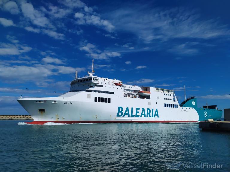 sicilia (Passenger/Ro-Ro Cargo Ship) - IMO 9261542, MMSI 209115000, Call Sign 5BGT4 under the flag of Cyprus