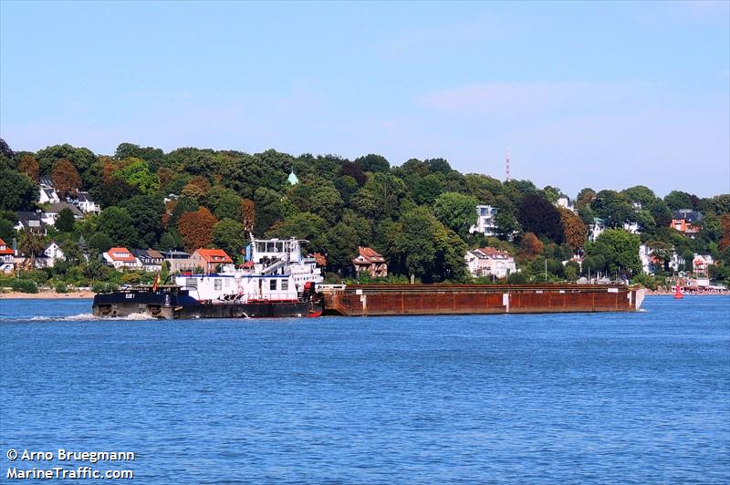 elbe 1 (Cargo ship) - IMO , MMSI 211072478, Call Sign DG2478 under the flag of Germany