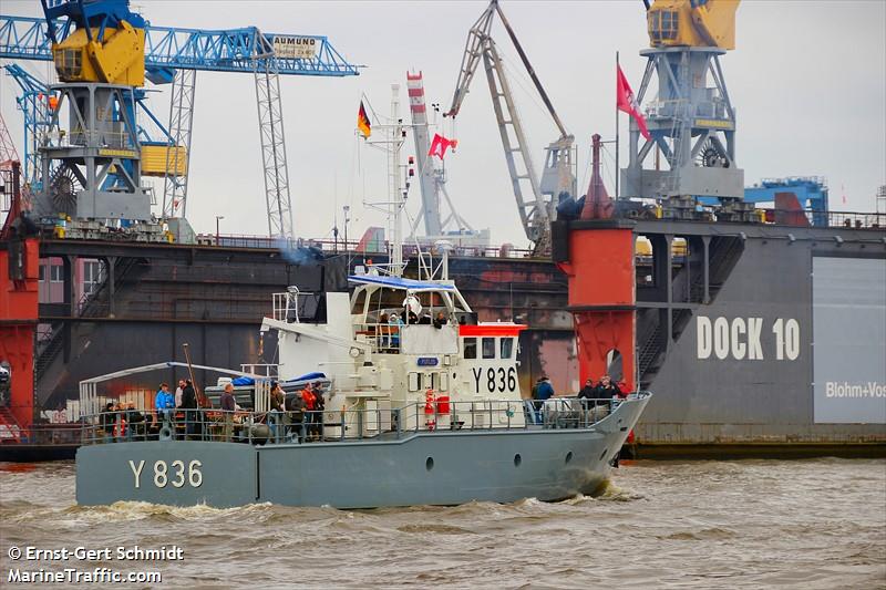 putlos (Military ops) - IMO , MMSI 211212690, Call Sign DROS under the flag of Germany