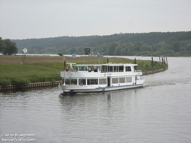 aurora (Passenger ship) - IMO , MMSI 211513210, Call Sign DC7015 under the flag of Germany