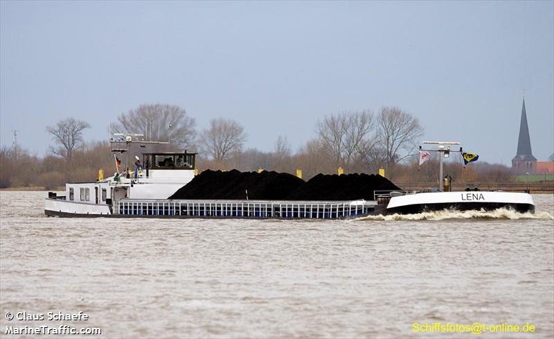 lena (Cargo ship) - IMO , MMSI 211743670, Call Sign DJ7883 under the flag of Germany