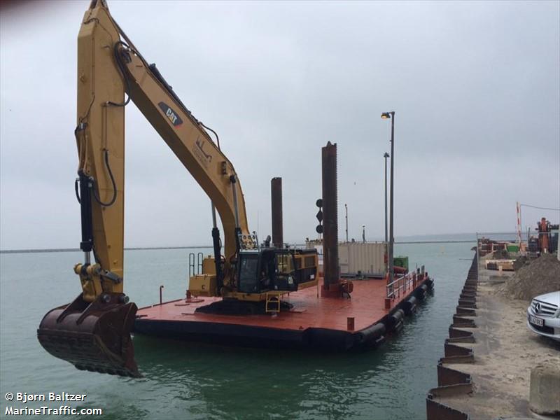 nicolaj saj (Dredging or UW ops) - IMO , MMSI 219022260, Call Sign OWQV under the flag of Denmark