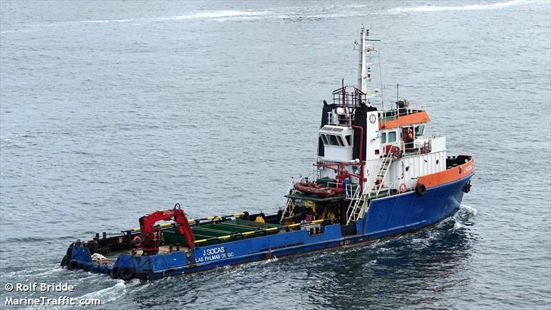 j socas (Tug) - IMO 8204781, MMSI 225414000, Call Sign EAEY under the flag of Spain