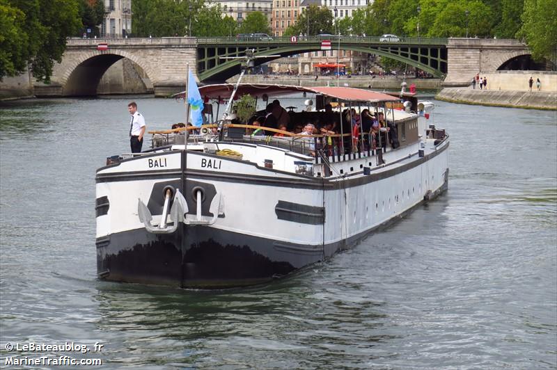 bali (Passenger ship) - IMO , MMSI 226013220 under the flag of France