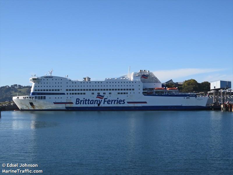 armorique (Passenger/Ro-Ro Cargo Ship) - IMO 9364980, MMSI 228263700, Call Sign FMLW under the flag of France