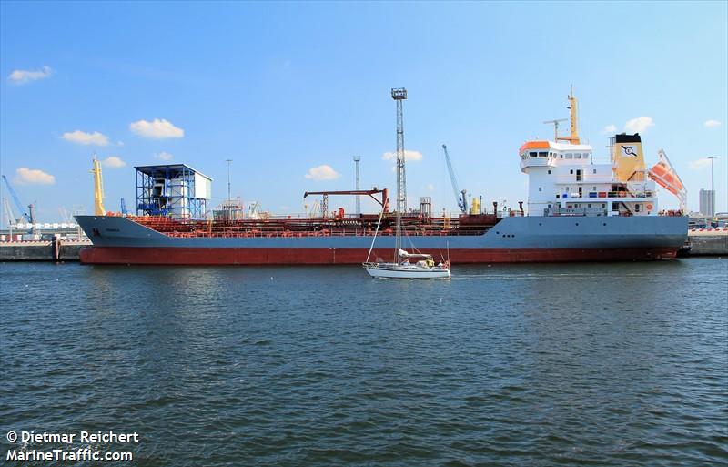 heinrich (Chemical/Oil Products Tanker) - IMO 9242730, MMSI 236165000, Call Sign ZDFF7 under the flag of Gibraltar