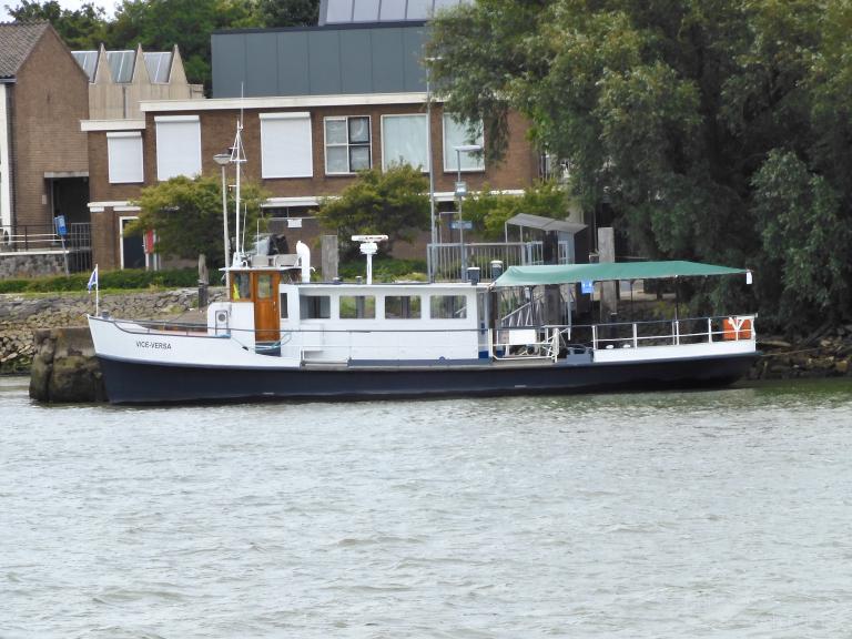 vice versa (Passenger ship) - IMO , MMSI 244030699, Call Sign PD2373 under the flag of Netherlands