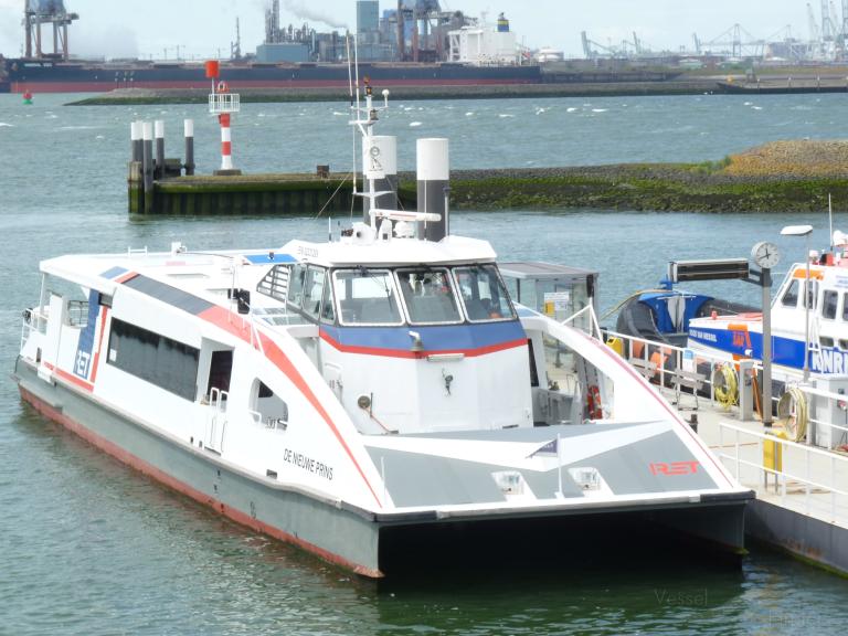 de nieuwe prins (Passenger ship) - IMO , MMSI 244620173, Call Sign PC4384 under the flag of Netherlands