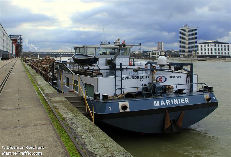 marinier (Cargo ship) - IMO , MMSI 244660511, Call Sign PD2916 under the flag of Netherlands
