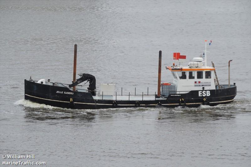 jelle sjoerd (Dredging or UW ops) - IMO , MMSI 244770962, Call Sign PA2535 under the flag of Netherlands