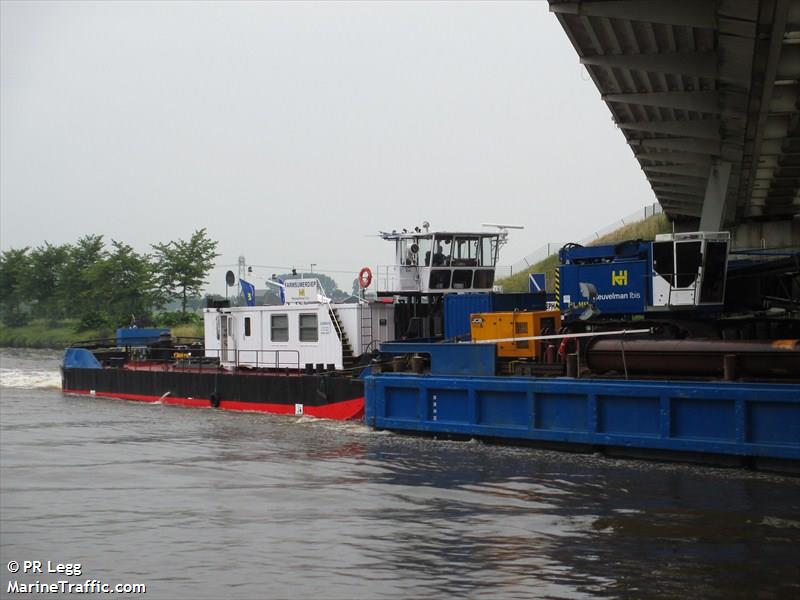 farmsumerdiep (Towing vessel) - IMO , MMSI 244790679, Call Sign PA5012 under the flag of Netherlands