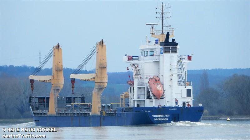 deep seapal (HSC) - IMO , MMSI 246210000, Call Sign PCAA under the flag of Netherlands
