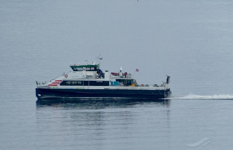 lysefjord (Passenger/Ro-Ro Cargo Ship) - IMO 9381158, MMSI 258305000, Call Sign JWLP under the flag of Norway