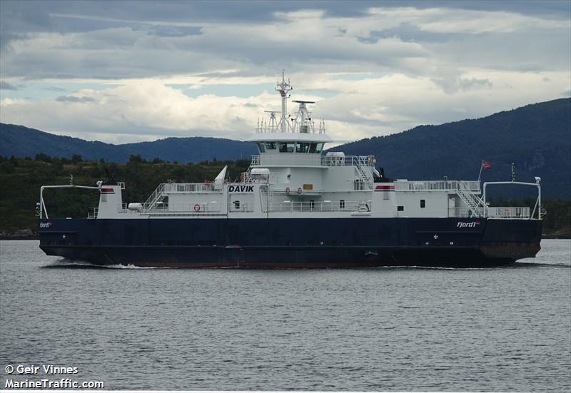davik (Passenger/Ro-Ro Cargo Ship) - IMO 9506849, MMSI 258313500, Call Sign LCFX under the flag of Norway