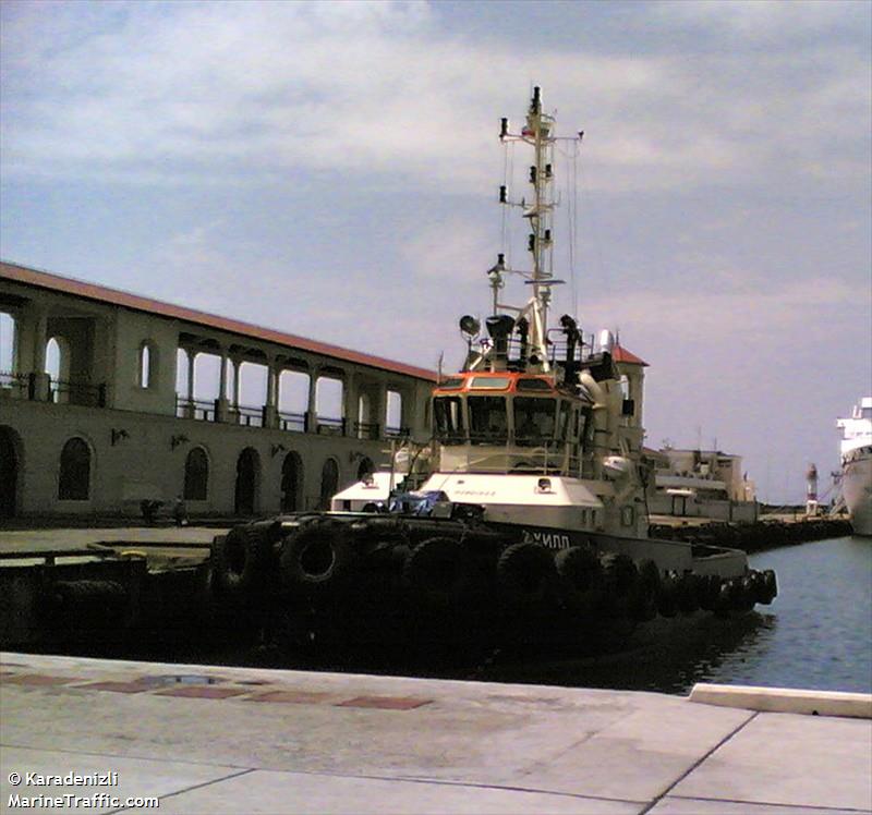 akhill (Tug) - IMO 9190444, MMSI 273457230, Call Sign UFCX under the flag of Russia