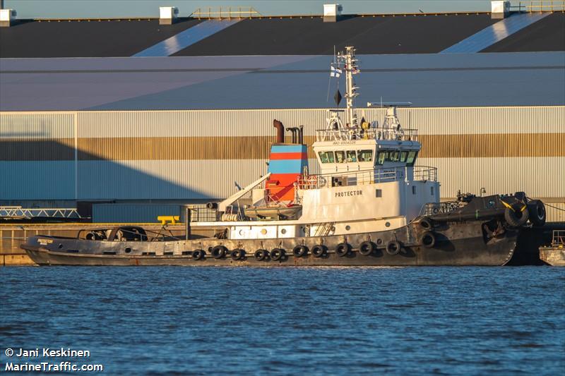 protector (Tug) - IMO 6504228, MMSI 276816000, Call Sign ESND under the flag of Estonia