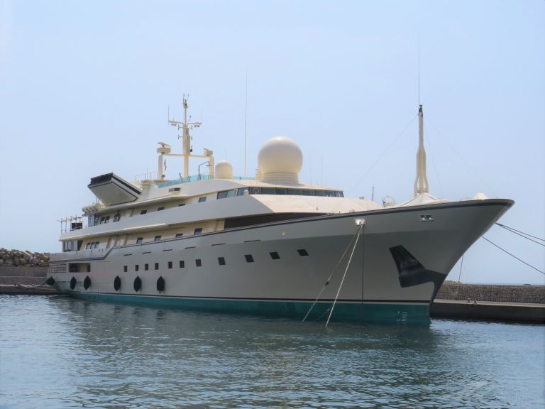 kingdom 5-kr (Yacht) - IMO 1002213, MMSI 403299000, Call Sign HZMM under the flag of Saudi Arabia