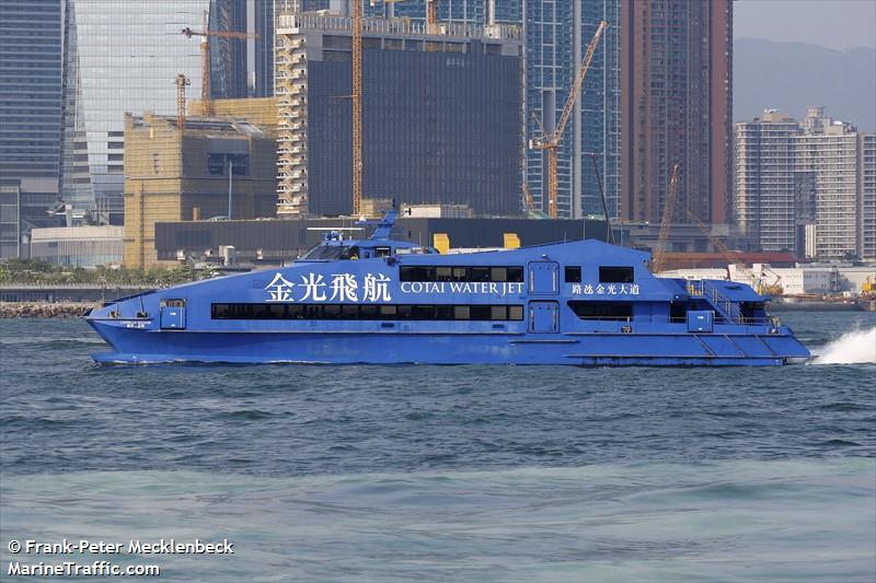 castella square (Passenger Ship) - IMO 9500493, MMSI 477197400, Call Sign VRES8 under the flag of Hong Kong