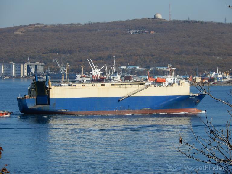 yenisey (Vehicles Carrier) - IMO 8911267, MMSI 667001923, Call Sign 9LU2726 under the flag of Sierra Leone