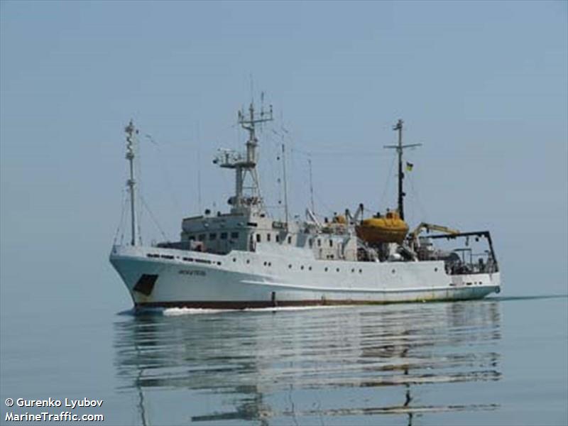 iskatel (Research Vessel) - IMO 7646580, MMSI 272426000 under the flag of Ukraine