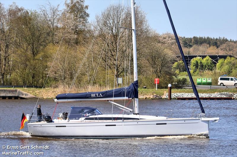 bula (Pleasure craft) - IMO , MMSI 211459910, Call Sign DD2604 under the flag of Germany