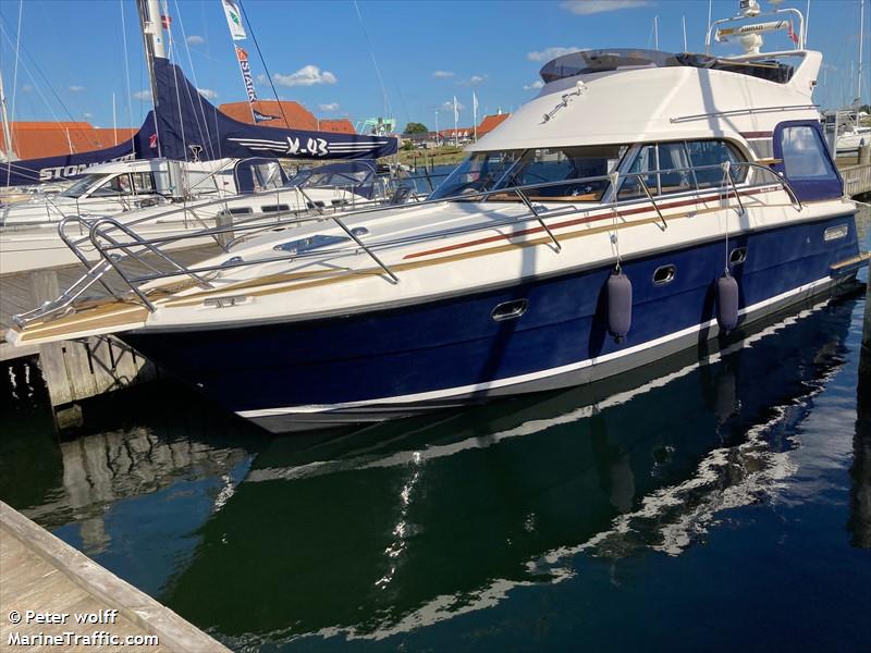 blue pearl (Pleasure craft) - IMO , MMSI 219005411, Call Sign XPD2393 under the flag of Denmark