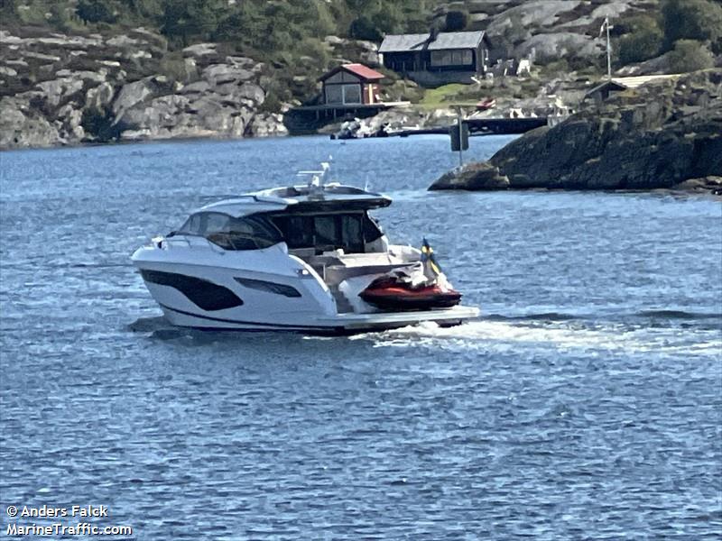 miss liss (Pleasure craft) - IMO , MMSI 265006590, Call Sign SF8490 under the flag of Sweden