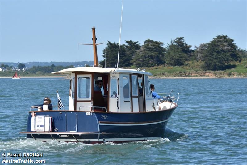 awen (Pleasure craft) - IMO , MMSI 227085450, Call Sign FGH3384 under the flag of France