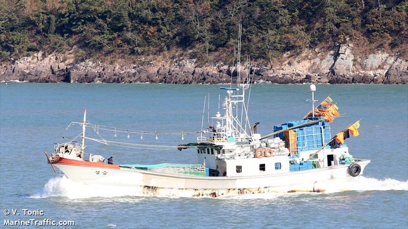 no.77 jung seung (Unknown) - IMO , MMSI 440331840, Call Sign 601 under the flag of Korea