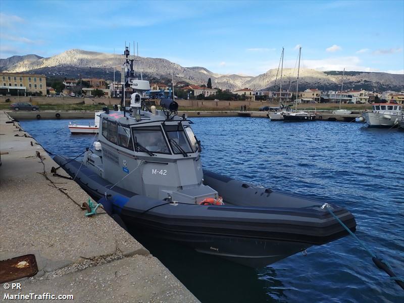 m-42 (Law enforcment) - IMO , MMSI 276002250, Call Sign ESY3007 under the flag of Estonia