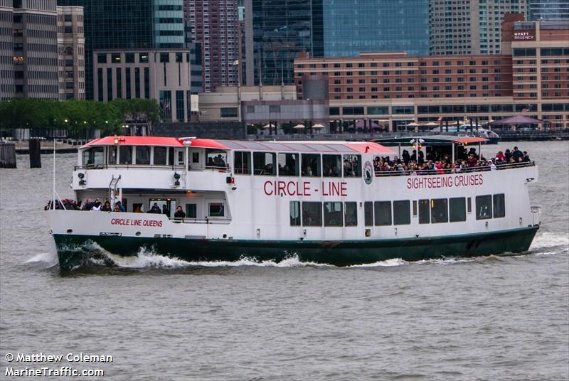 circle line queens (-) - IMO , MMSI 367402210, Call Sign WDE8154 under the flag of United States (USA)