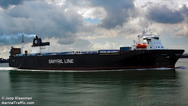 akranes (Ro-Ro Cargo Ship) - IMO 9160774, MMSI 231852000, Call Sign OZ2194 under the flag of Faeroe Islands