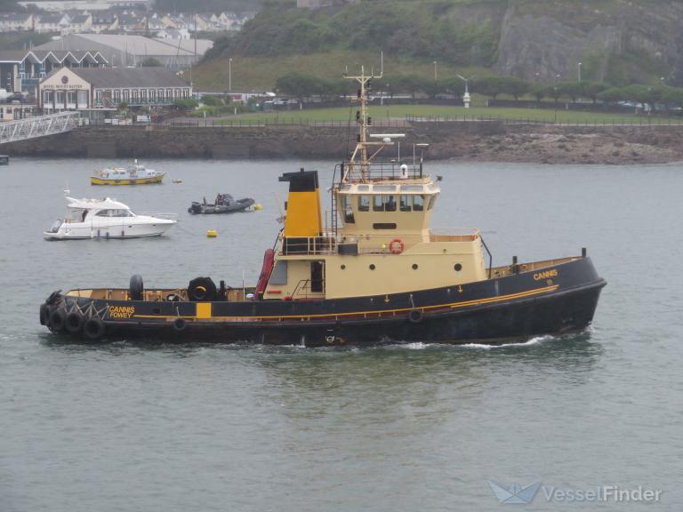 cannis (Tug) - IMO 8102141, MMSI 235053755, Call Sign GCRY under the flag of United Kingdom (UK)