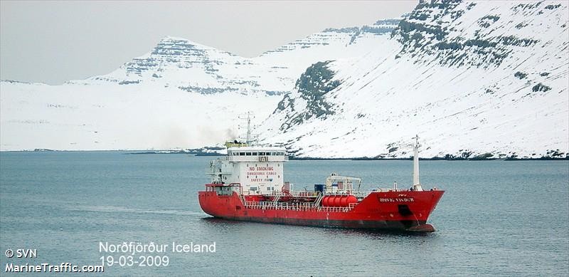 dee fisher (Chemical/Oil Products Tanker) - IMO 9318216, MMSI 236445000, Call Sign ZDIJ3 under the flag of Gibraltar