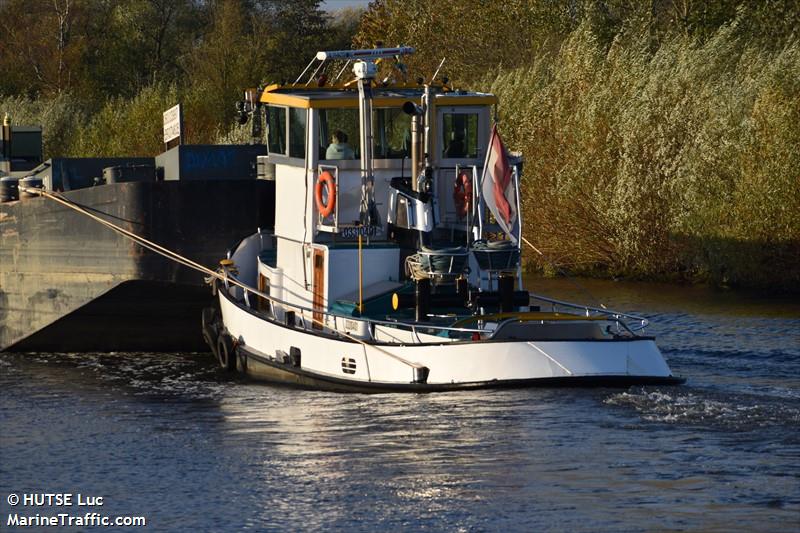 bobo (Cargo ship) - IMO , MMSI 244630658, Call Sign PE4218 under the flag of Netherlands