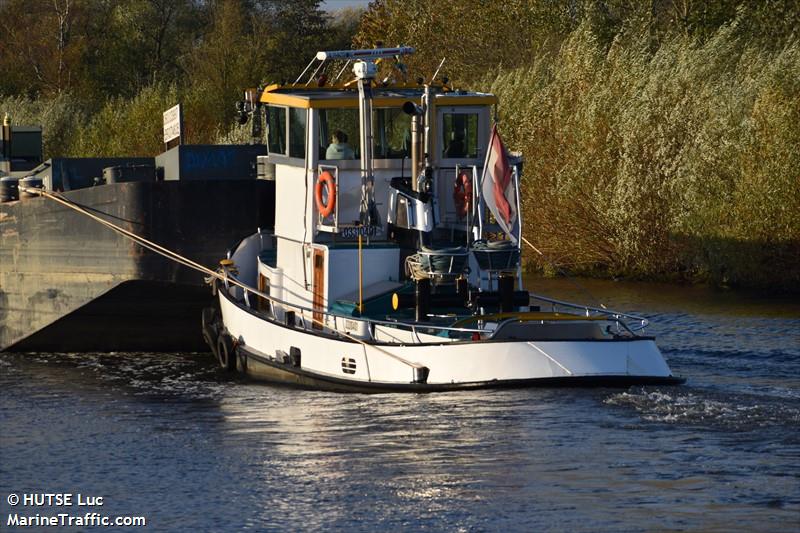 bobo (Tug) - IMO , MMSI 244630658, Call Sign PE4218 under the flag of Netherlands